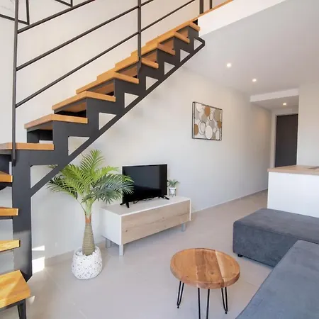 Apartman Bright & Elegant Loft In The Center *